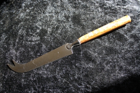 20-005-35-05 - ostkniv mazurbjörk 125 kr