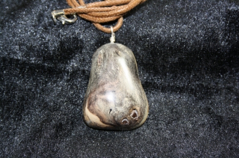 30-059-07-59 - stabbad lönn mazurbjörk 250 kr